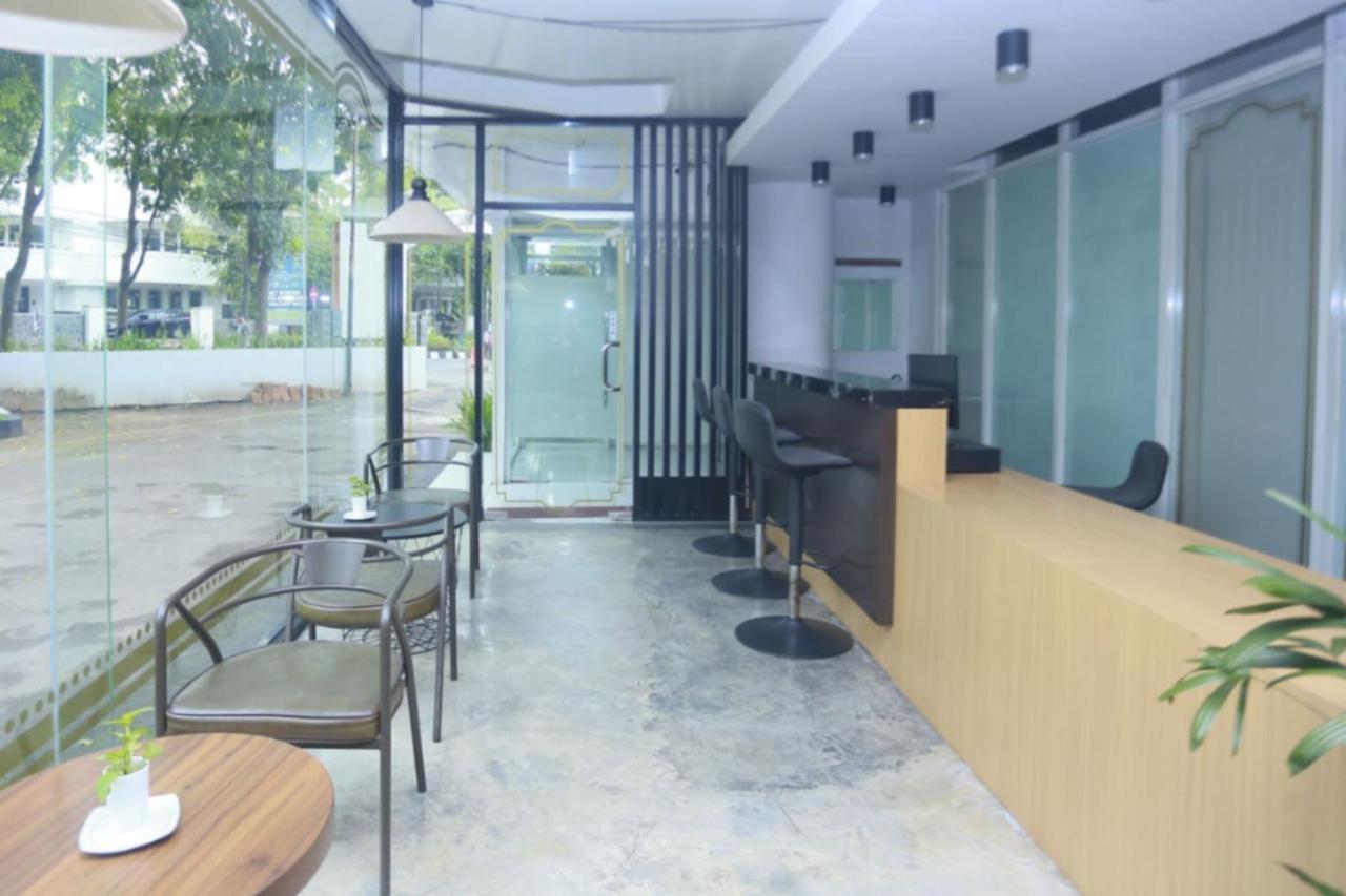 Utc Dago Hotel Μπαντούνγκ Εξωτερικό φωτογραφία