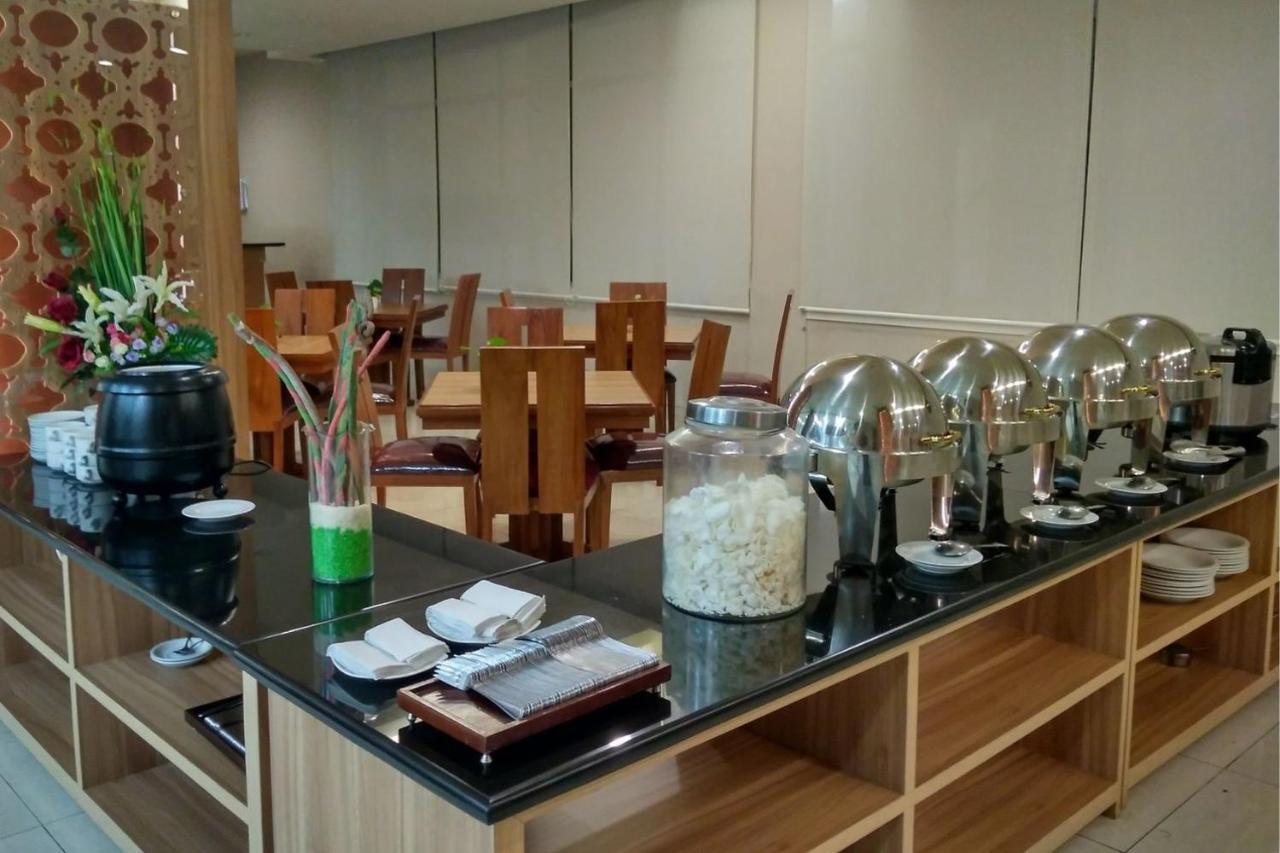 Utc Dago Hotel Μπαντούνγκ Εξωτερικό φωτογραφία