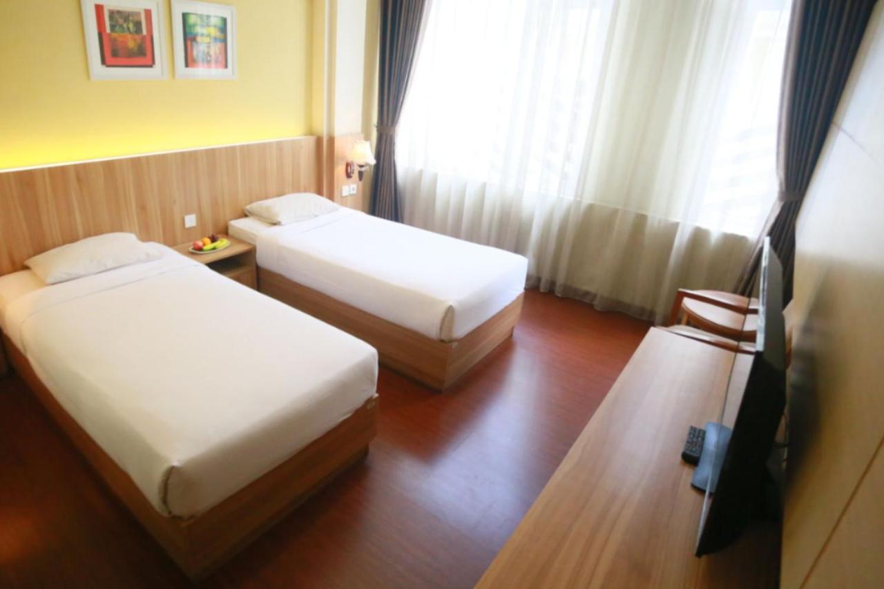 Utc Dago Hotel Μπαντούνγκ Εξωτερικό φωτογραφία
